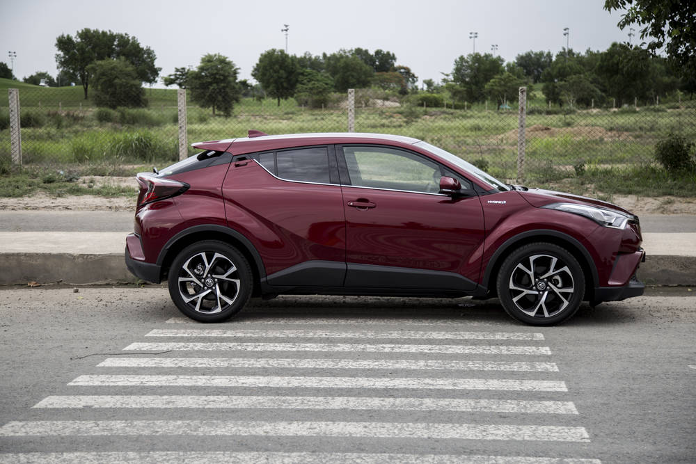 Toyota C-HR 2020 Prices in Pakistan, Pictures & Reviews ...