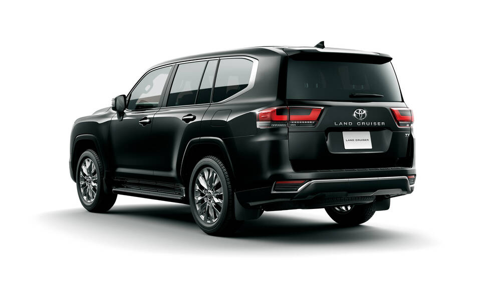 Toyota Land Cruiser 2023 Price in Pakistan, Pictures, Specs & Features