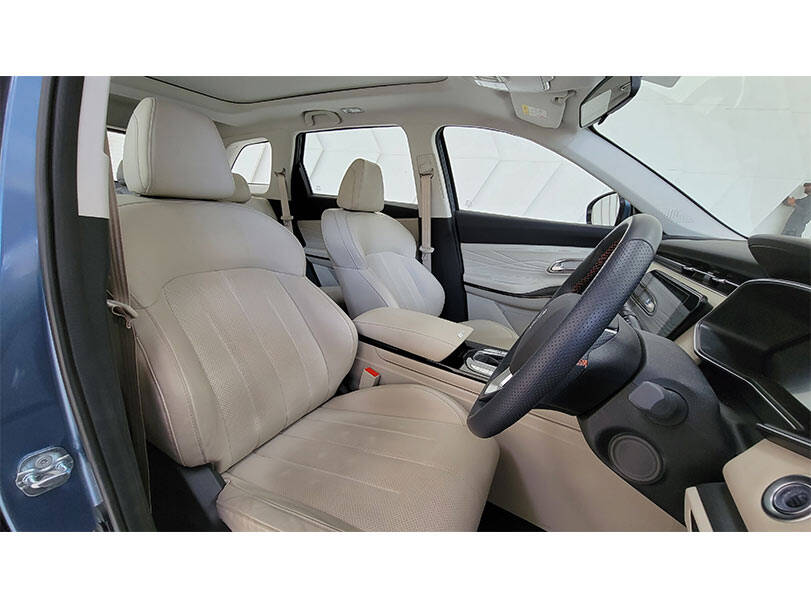 Changan Oshan X7 Interior Front Seats