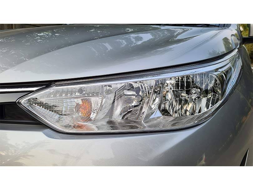 Toyota Yaris Exterior Head Light