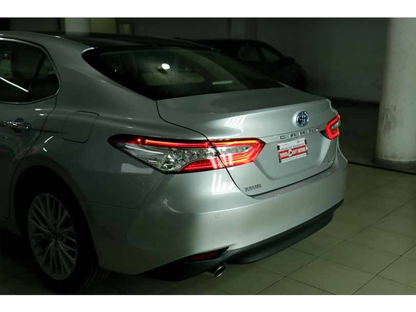Toyota Camry Exterior Rear Profile
