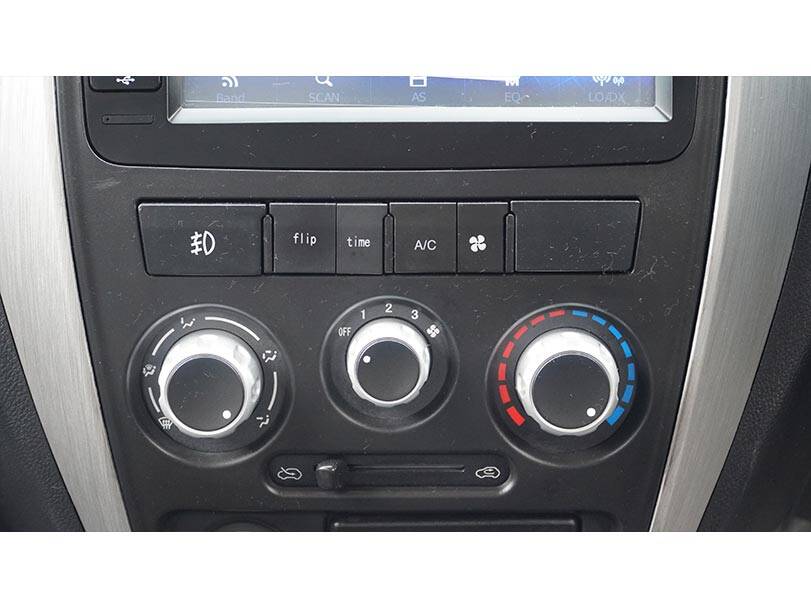 GUGO 250 Interior AC Controls