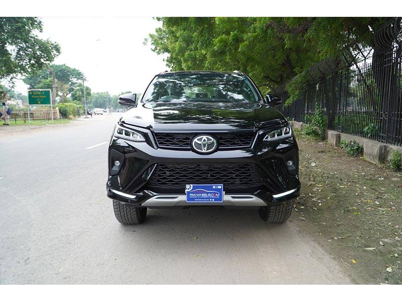 Toyota Fortuner Exterior Front