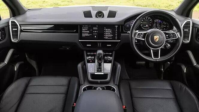Porsche Cayenne Interior Dashboard view