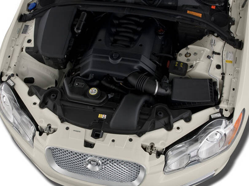 Jaguar XF 1st (X250) Generation Exterior 