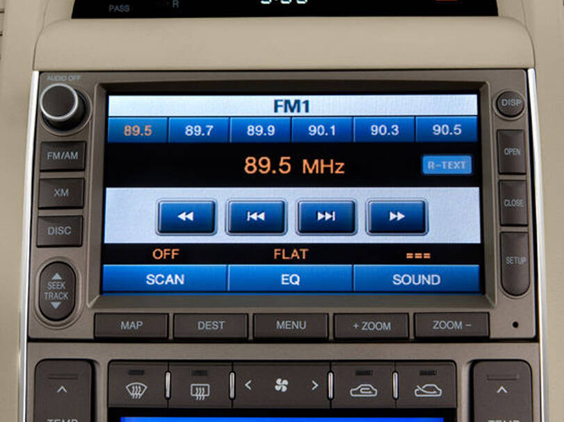 Hyundai Azera Interior 