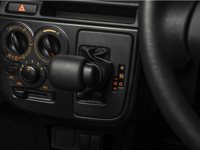 Suzuki Alto Interior 