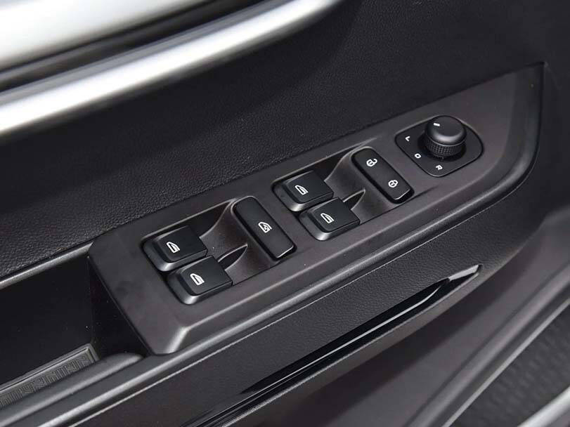 Riddara RD6 Exterior Door Controls