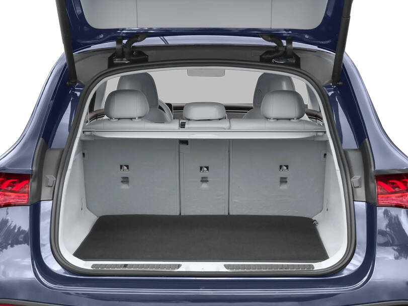 مرسڈیز بینز ای کیو ای Exterior Boot Space