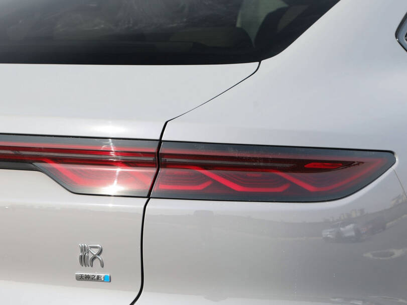 BYD Han Exterior Tail Light